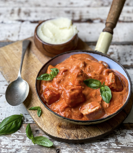 one_pan_creamy_chicken_in_tomato_sauce
